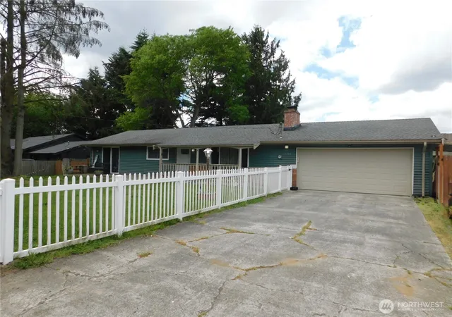 Photo 3 of Single family home for sale at 13408 103rd Avenue E, Puyallup, WA 98374 | MLS# NWM2530366 | Listing updated on 2026-10-01