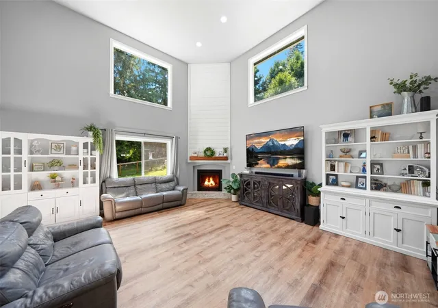Photo 4 of Single family home for sale at 13930 73rd Street NE, Lake Stevens, WA 98258 | MLS# NWM2531161 | Listing updated on 2026-10-02