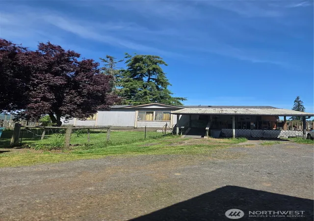 Photo 4 of Manufactured home for sale at 205 Nikula Rd, Winlock, WA 98596 | MLS# NWM2531825 | Listing updated on 2026-09-21