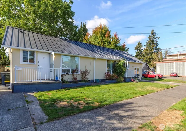 Photo 2 of Multi family home for sale at 102 & 104 9th St Sw, Puyallup, WA 98371 | MLS# NWM2532388 | Listing updated on 2026-09-17