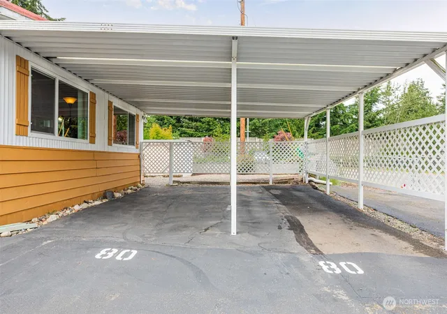 Photo 3 of Manufactured home for sale at 11622 Silver Lake Rd #80, Everett, WA 98208 | MLS# NWM2532707 | Listing updated on 2026-09-16