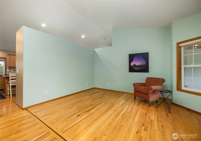 Photo 4 of Sale Pending at 22736 Buchanan St, Mount Vernon, WA 98273 | MLS# NWM2533554 | Listing updated on 2026-09-25