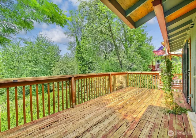 Photo 3 of Single family home for sale at 707 Alvord Ave N, Kent, WA 98031 | MLS# NWM2533558 | Listing updated on 2026-09-16