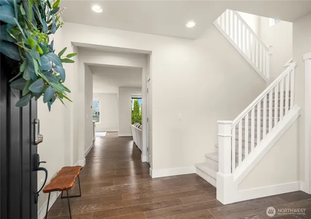 Photo 2 of Single family home for sale at 336 Zemp Way Ne, North Bend, WA 98045 | MLS# NWM2534082 | Listing updated on 2026-09-17