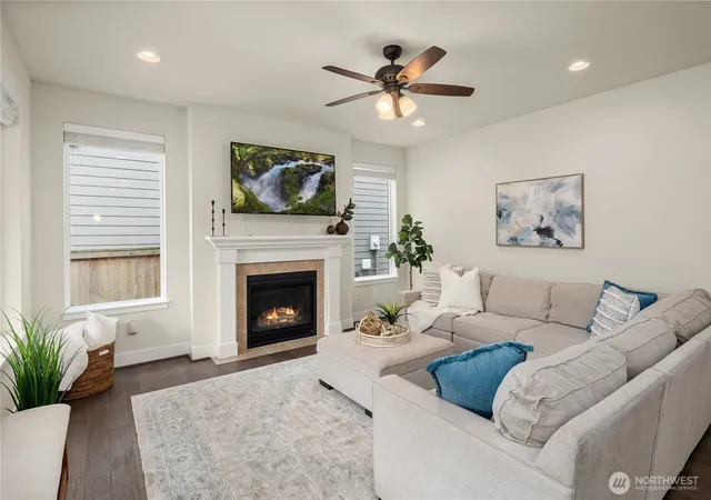 Photo 3 of Single family home for sale at 336 Zemp Way NE, North Bend, WA 98045 | MLS# NWM2534082 | Listing updated on 2026-09-17