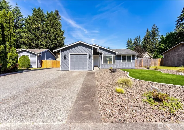 Photo 3 of Single family home for sale at 26343 191st Place SE, Covington, WA 98042 | MLS# NWM2534144 | Listing updated on 2026-10-02