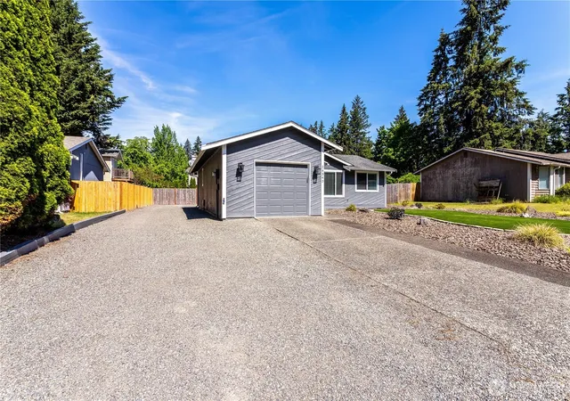 Photo 4 of Single family home for sale at 26343 191st Place SE, Covington, WA 98042 | MLS# NWM2534144 | Listing updated on 2026-10-02
