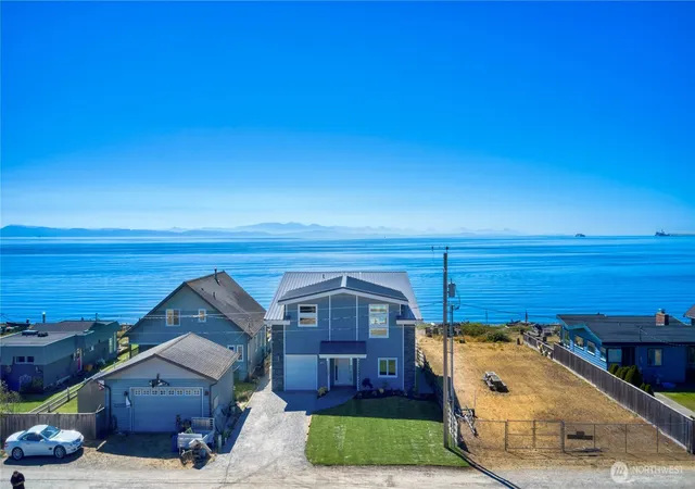 Photo 3 of Single family home for sale at 631 Freeman Ln, Point Roberts, WA 98281 | MLS# NWM2534361 | Listing updated on 2026-09-21