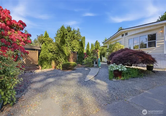 Photo 3 of Manufactured home for sale at 9314 Canyon Rd E #12, Puyallup, WA 98371 | MLS# NWM2534382 | Listing updated on 2026-09-30