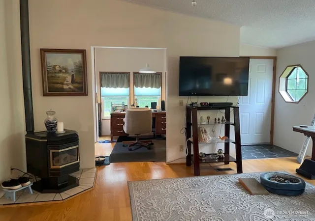 Photo 4 of Manufactured home for sale at 2404 Bay Ave, Ocean Park, WA 98640 | MLS# NWM2534592 | Listing updated on 2026-09-21