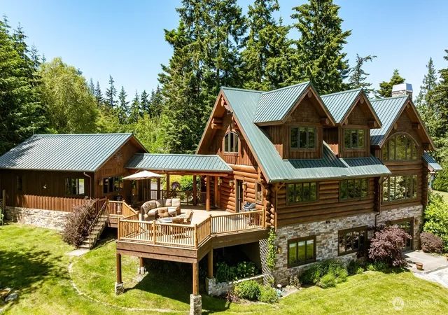 Photo 2 of Single family home for sale at 3256 Killion Ln, Oak Harbor, WA 98277 | MLS# NWM2534703 | Listing updated on 2026-09-21