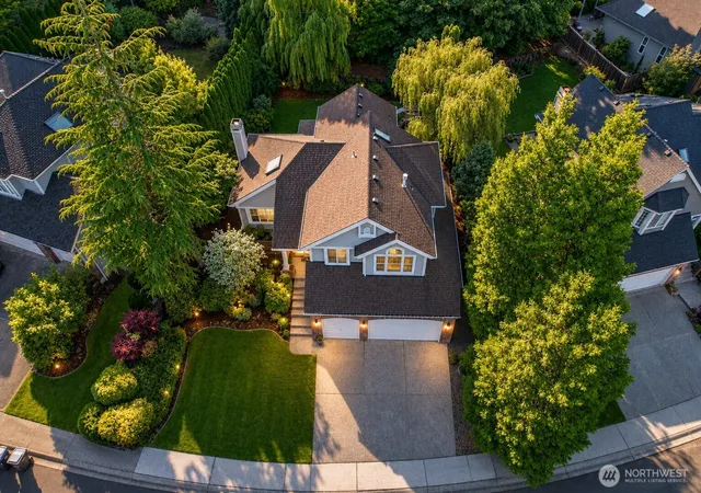 Photo 2 of Sale Pending at 18010 Ne 109 Court, Redmond, WA 98052 | MLS# NWM2535001 | Listing updated on 2026-09-17