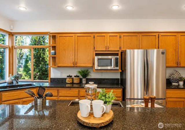 Photo 3 of Sale Pending at 18010 NE 109 Court, Redmond, WA 98052 | MLS# NWM2535001 | Listing updated on 2026-09-17