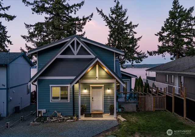 Photo 2 of Single family home for sale at 159 S Harrington Lagoon Rd, Coupeville, WA 98239 | MLS# NWM2535292 | Listing updated on 2026-09-17