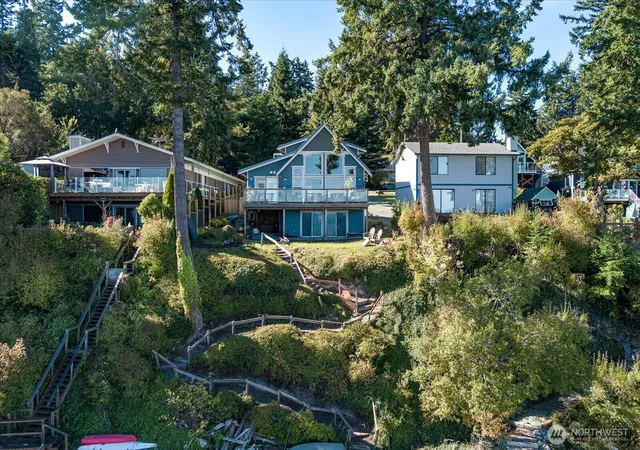 Photo 4 of Single family home for sale at 159 S Harrington Lagoon Rd, Coupeville, WA 98239 | MLS# NWM2535292 | Listing updated on 2026-09-17