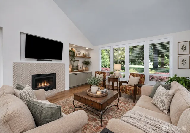 Photo 3 of Single family home for sale at 3924 Prestwick Ln SE, Olympia, WA 98501 | MLS# NWM2536417 | Listing updated on 2026-09-29