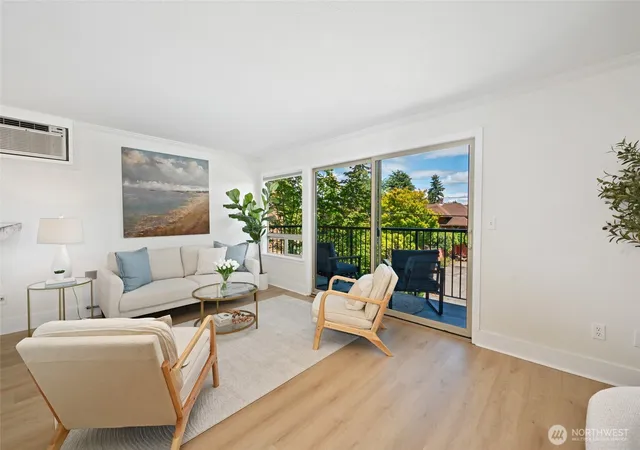 Photo 2 of Condo for sale at 4219 Whitman Ave N #4, Seattle, WA 98103 | MLS# NWM2536511 | Listing updated on 2026-09-25