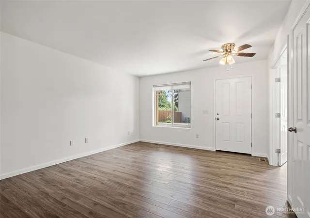 Photo 3 of Single family home for sale at 220 NE Tronson Cir, Bremerton, WA 98311 | MLS# NWM2537025 | Listing updated on 2026-09-25
