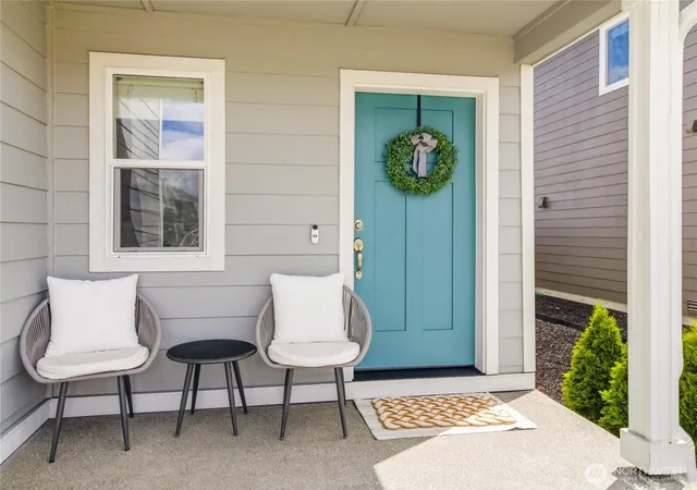 Photo 3 of Single family home for sale at 15069 Iverson Loop SE, Yelm, WA 98597 | MLS# NWM2538343 | Listing updated on 2026-09-30