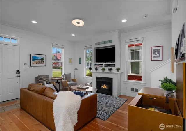 Photo 4 of Single family home for sale at 39 Madison Ln, Pacific Beach, WA 98571 | MLS# NWM2539471 | Listing updated on 2026-09-22