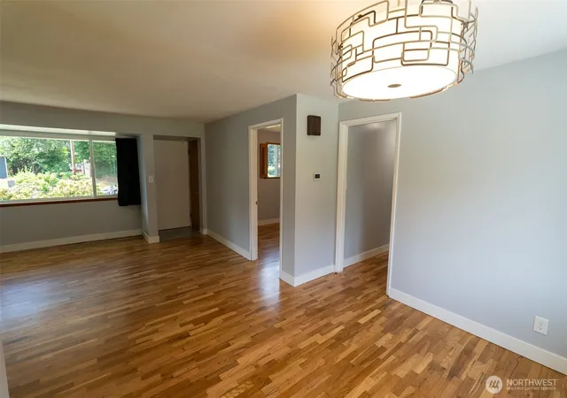 Photo 3 of Single family home for sale at 3 Fir Glen Dr Sw, Lakewood, WA 98498 | MLS# NWM2539789 | Listing updated on 2026-09-17