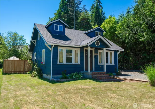 Single family home for sale at 10839 SE 170th Street, Renton, WA 98055 | MLS# NWM2540279
