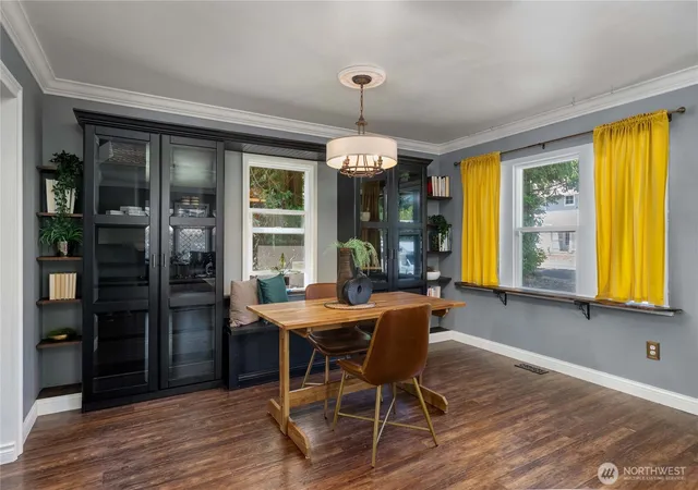 Photo 3 of Single family home for sale at 10839 Se 170th Street, Renton, WA 98055 | MLS# NWM2540279 | Listing updated on 2026-09-18