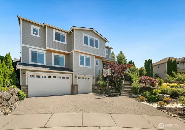 Photo 3 of Single family home for sale at 6028 37th Place Ne, Marysville, WA 98270 | MLS# NWM2541013 | Listing updated on 2026-10-02