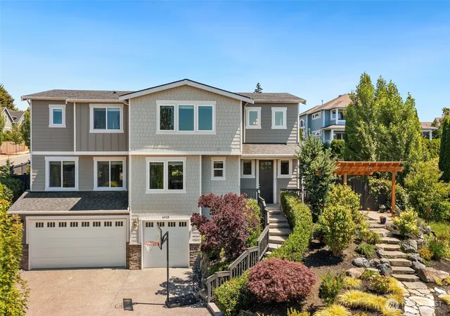 Photo 2 of Single family home for sale at 6028 37th Place Ne, Marysville, WA 98270 | MLS# NWM2541013 | Listing updated on 2026-10-02