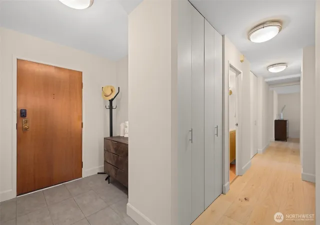Photo 3 of Condo for sale at 2100 3rd Avenue #1005, Seattle, WA 98121 | MLS# NWM2541716 | Listing updated on 2026-09-28