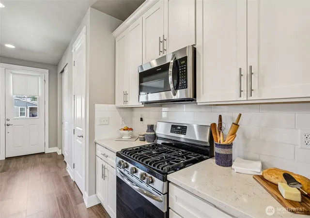 Photo 4 of Single family home for sale at 13149 E 188th Avenue, Bonney Lake, WA 98391 | MLS# NWM2542092 | Listing updated on 2026-09-17