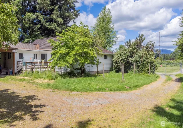 Photo 2 of Single family home for sale at 24498 Polte Rd, Sedro Woolley, WA 98284 | MLS# NWM2542281 | Listing updated on 2026-09-28