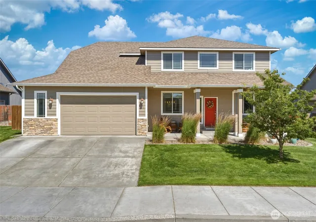 Photo 2 of Single family home for sale at 43 Chapelwood, Walla Walla, WA 99362 | MLS# NWM2542348 | Listing updated on 2026-09-30