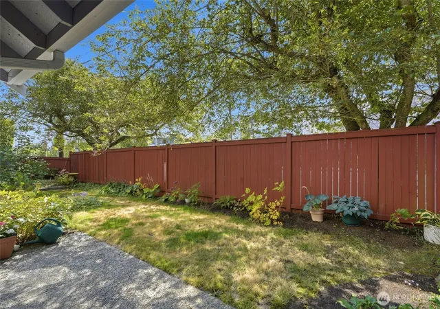 Photo 3 of Townhouse for sale at 21116 80th Avenue W #7, Edmonds, WA 98026 | MLS# NWM2542969 | Listing updated on 2026-09-23