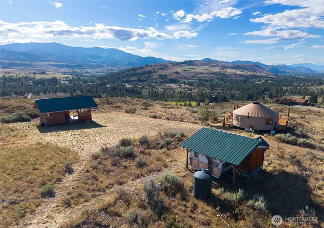 Photo 4 of Single family home for sale at 35 Chewuch Hts Rd, Winthrop, WA 98862 | MLS# NWM2543267 | Listing updated on 2026-09-17
