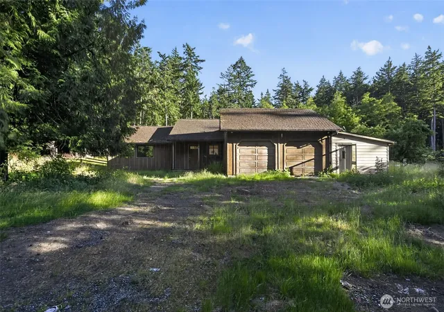 Photo 2 of Single family home for sale at 67 Serenade Ln, Lopez Island, WA 98261 | MLS# NWM2543319 | Listing updated on 2026-10-01