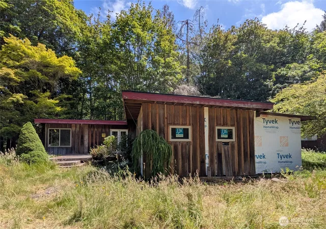 Photo 3 of Single family home for sale at 1082 Taylor Cutoff Rd, Sequim, WA 98382 | MLS# NWM2543699 | Listing updated on 2026-09-22
