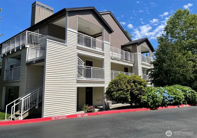 Photo 1 of Condo for sale at 12303 Harbour Pointe Blvd #CC202, Mukilteo, WA 98275 | MLS# NWM2543949 | Listing updated on 2026-09-17