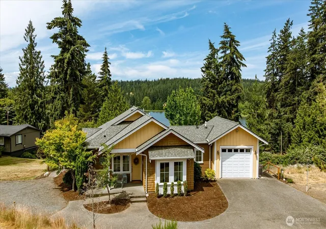 Photo 2 of Single family home for sale at 2937 Quigley Rd, Langley, WA 98260 | MLS# NWM2544011 | Listing updated on 2026-10-01