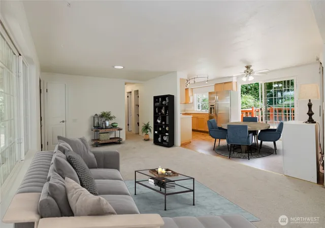 Photo 3 of Single family home for sale at 4014 Silver Ln Nw, Bremerton, WA 98312 | MLS# NWM2544122 | Listing updated on 2026-09-27