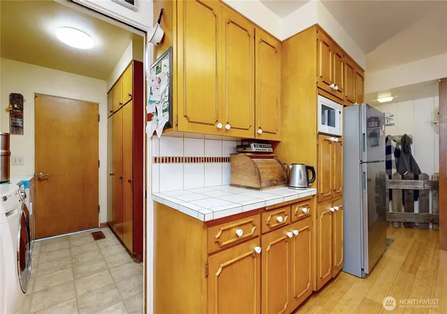 Photo 4 of Single family home for sale at 412 SW Parkview St, Milton Freewater, OR 97862 | MLS# NWM2544267 | Listing updated on 2026-09-22