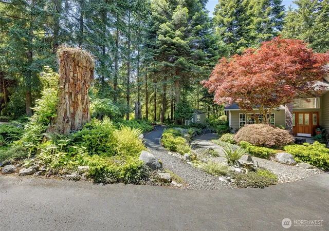 Photo 3 of Single family home for sale at 15153 Sunrise Dr Ne, Bainbridge Island, WA 98110 | MLS# NWM2544340 | Listing updated on 2026-10-02