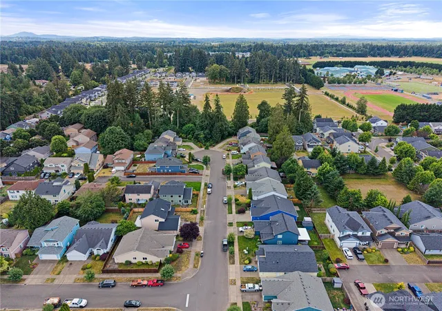 Photo 4 of Sale Pending at 7049 Southwick Ct SW, Olympia, WA 98512 | MLS# NWM2544697 | Listing updated on 2026-09-30