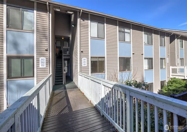 Condo for sale at 31510 106th Place SE #R112, Auburn, WA 98092 | MLS# NWM2544907