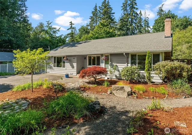 Photo 2 of Single family home for sale at 4501 62nd Street Nw, Gig Harbor, WA 98335 | MLS# NWM2545118 | Listing updated on 2026-10-01
