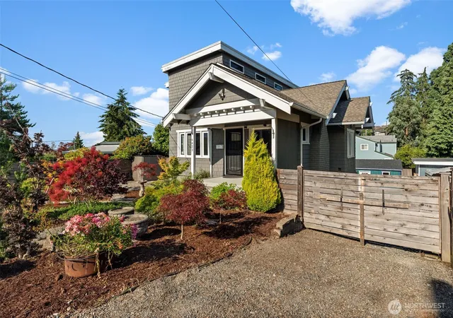 Photo 3 of Single family home for sale at 4623 N Gove St, Tacoma, WA 98407 | MLS# NWM2545701 | Listing updated on 2026-09-24