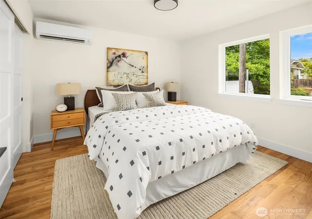 Photo 4 of Sale Pending at 4351 SW Willow St, Seattle, WA 98136 | MLS# NWM2545844 | Listing updated on 2026-09-25
