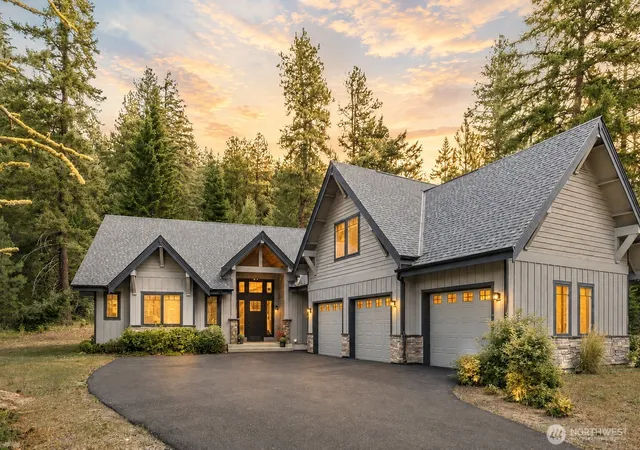 Photo 1 of Single family home for sale at 2280 Coal Mine Way, Cle Elum, WA 98922 | MLS# NWM2546051 | Listing updated on 2026-10-02