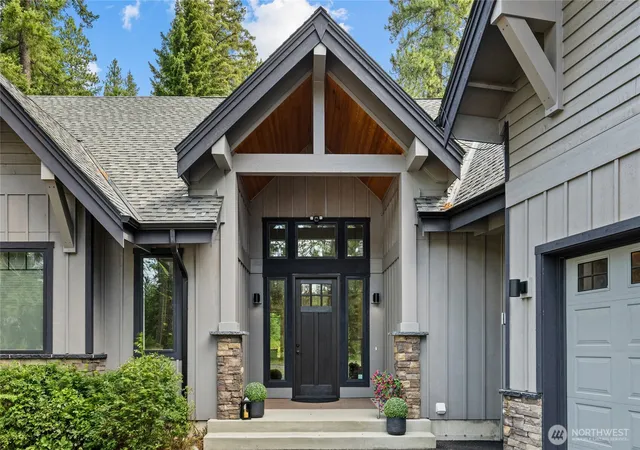 Photo 3 of Single family home for sale at 2280 Coal Mine Way, Cle Elum, WA 98922 | MLS# NWM2546051 | Listing updated on 2026-10-02