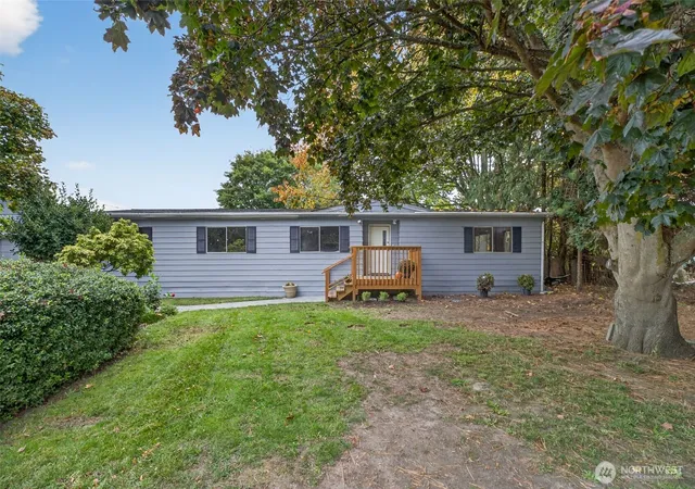 Photo 1 of Sale Pending at 31 Meadow Dr, Sequim, WA 98382 | MLS# NWM2546706 | Listing updated on 2026-09-17